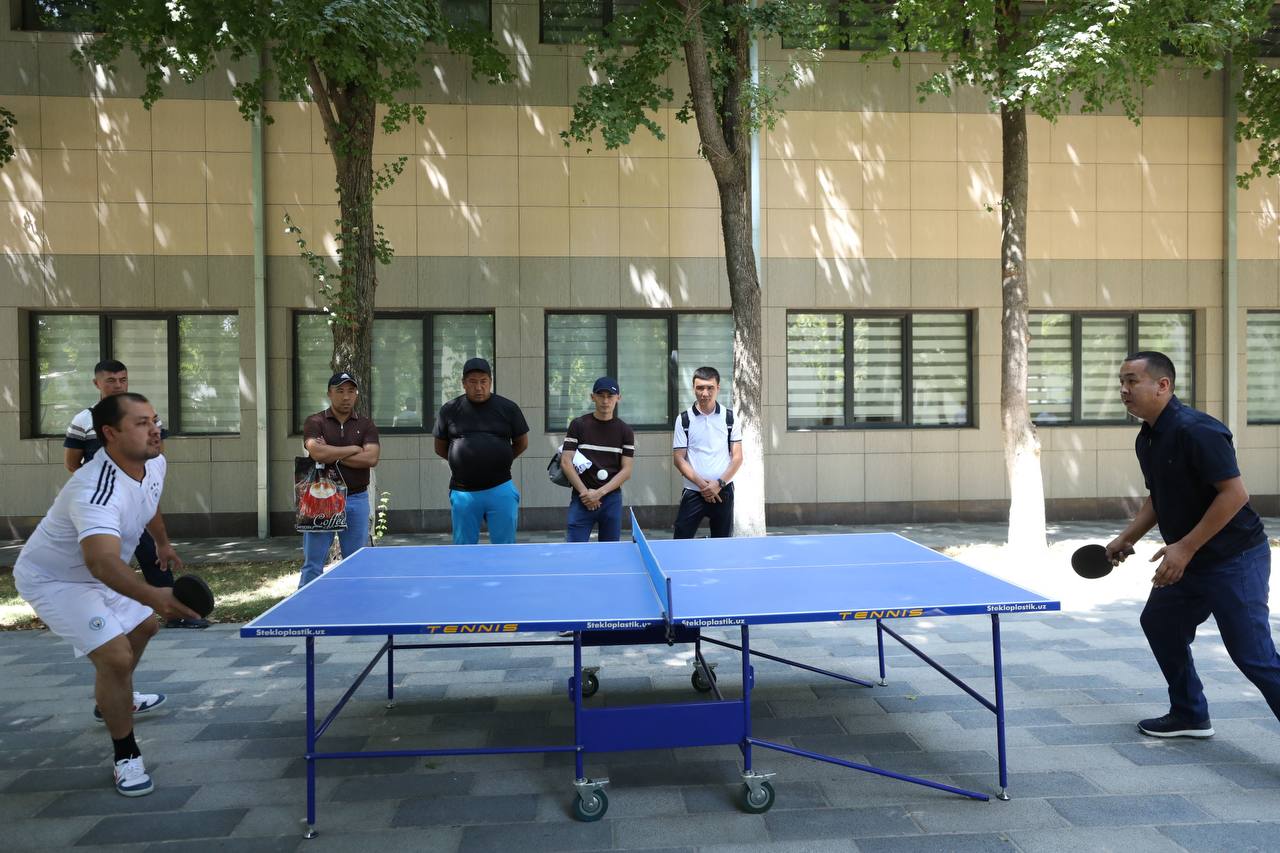 MUSTAQILLIK KUBOGI: TARMOQ KORXONALARI SPORT MAYDONIDA BELLASHMOQDA 4